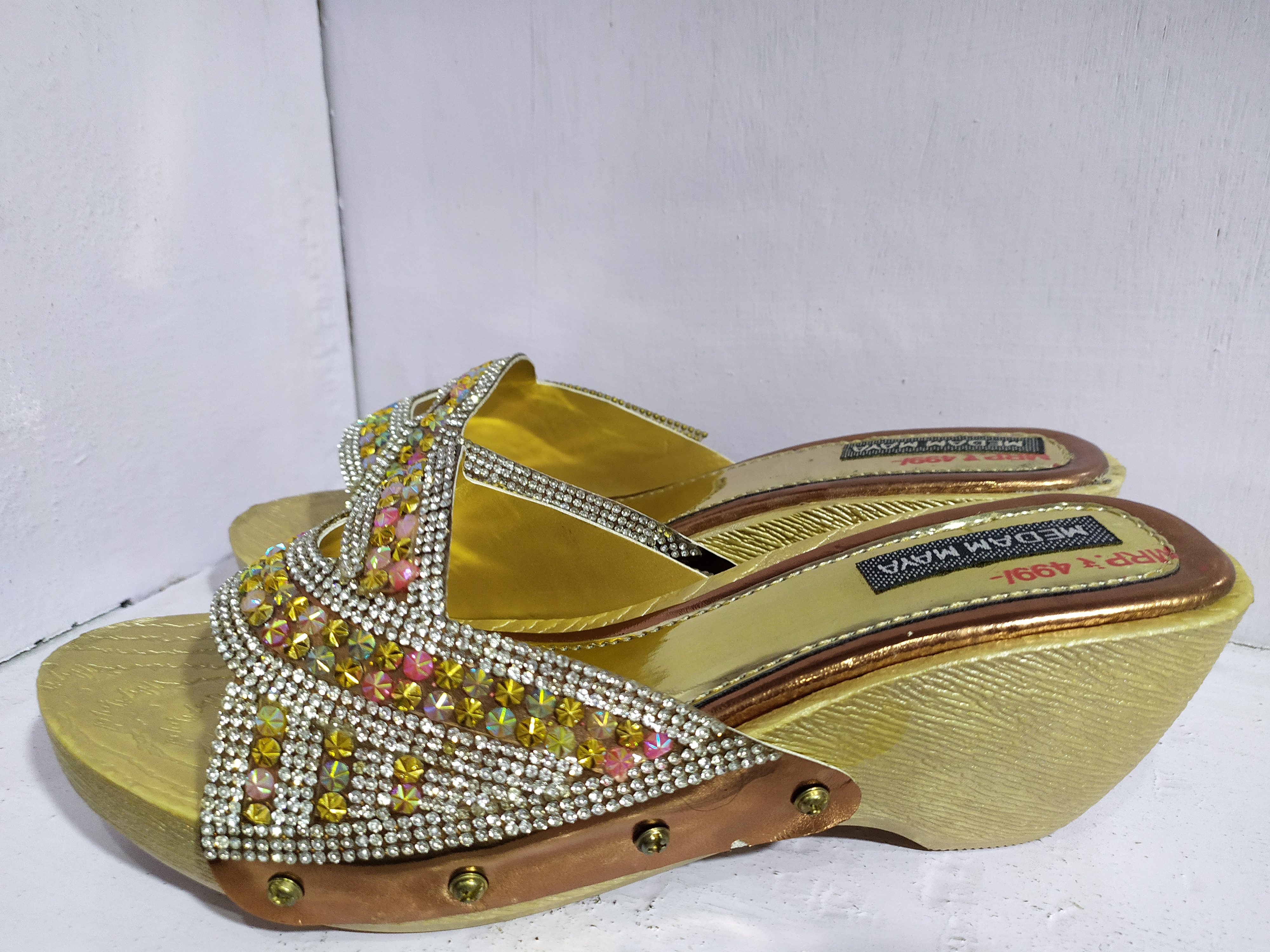 Bagicha Designer Sandals - Ethnic Footwear for Indian Bride – aroundalways